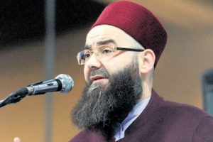 C&uuml;bbeli Ahmet Hoca'ya şantaj iddiası