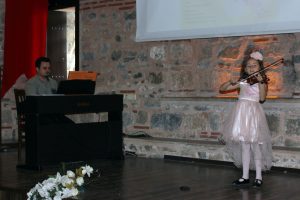 Bursa Osmangazi'den &ccedil;ocuklara &ouml;zel senfoni konseri