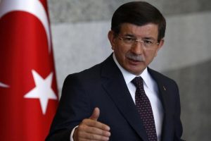Davutoğlu, ilk mesajlarını 2 ayrı iftarda verecek