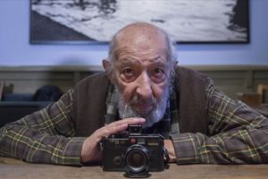 &Ouml;ğrencisinin g&ouml;z&uuml;nden usta foto muhabiri Ara G&uuml;ler