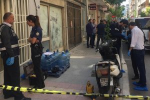 Su dağıtımı yapan 2 kişi &ouml;l&uuml; bulundu