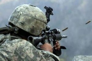 Tunceli'de ter&ouml;ristlerle &ccedil;atışma! 3 asker yaralandı