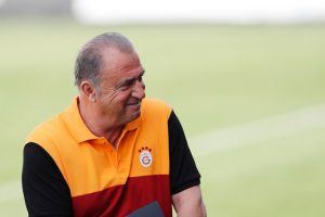 Futbolda ge&ccedil;en ay en &ccedil;ok onlar konuşuldu