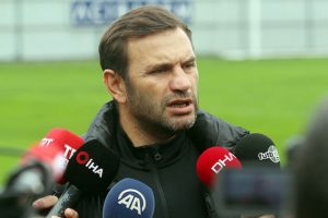 Okan Buruk'tan Galatasaray ma&ccedil;ı a&ccedil;ıklaması
