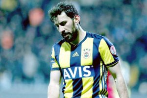 Galatasaray ve Beşiktaş'ın Şener &Ouml;zbayraklı savaşı!