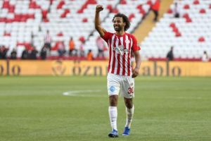 Fenerbah&ccedil;e, Sangare ve Muri&ccedil;'in işini bitirdi