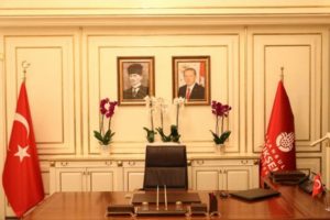 Ekrem İmamoğlu'nun İBB'deki odası boşaltıldı