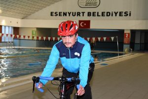 Burak G&uuml;rsoy'un hedefi d&uuml;nya şampiyonluğu