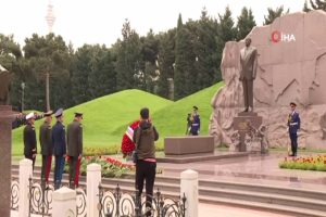 Haydar Aliyev doğumunun 96. yılında Bak&uuml;'de anıldı