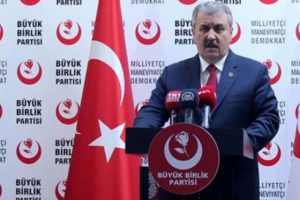 BBP'de istifalar peş peşe geldi