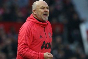Manchester United, Mike Phelan ile s&ouml;zleşme imzaladı!
