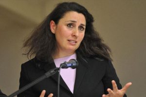 T&uuml;rk avukata tehdit soruşturmasında ş&uuml;pheli &ouml;l&uuml;m!