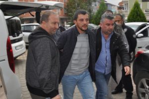 Bursa'da arkadaşını &ouml;ld&uuml;ren sanık hakim karşısında