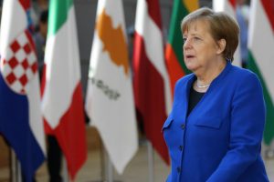 Merkel'den Doğu Akdeniz &ccedil;ıkışı