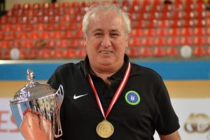 Bursa B&uuml;y&uuml;kşehir Belediyespor'da Aksoy ile yollar ayrıldı