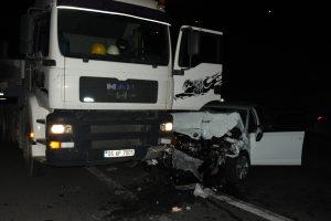 İzmir &ccedil;evre yolunda &ouml;l&uuml;ml&uuml; kaza!