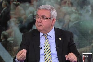 AK Partili Metiner: Ey bir yerlere selam g&ouml;ndermek gayretine giren ezik 'İslamcı' kardeşim