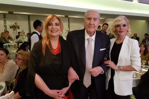 Bursa'da kelebek hastalığına dikkat &ccedil;ekmek i&ccedil;in bir araya geldiler