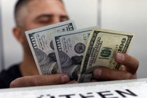 "T&uuml;rk bankaları TL'yi desteklemek i&ccedil;in 4.5 milyar dolar sattı"