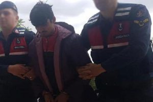 Boğazını keserek &ouml;ld&uuml;rm&uuml;şt&uuml;... Fabrika sahibinin katil zanlısı tutuklandı