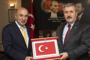 Destici'den Turgut Altınok'a 'hayırlı olsun' ziyareti