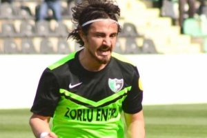 "&Ccedil;ok tedirginim, futbolun şakası yok"