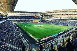 Fenerbah&ccedil;e &Uuml;lker stadyumunda 'Her şey &ccedil;ok g&uuml;zel olacak' sloganları atıldı