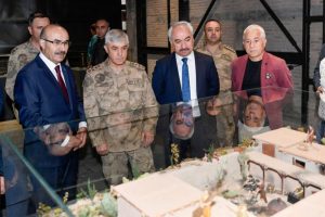 Bakan Yardımcısı Ersoy ile Orgeneral &Ccedil;etin'in Adana ziyareti