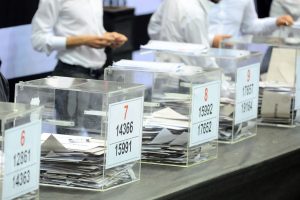 Beşiktaş'ta oy verme işlemi sona erdi