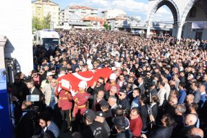 Şehit Astsubay Altunkaş, son yolculuğuna uğurlandı
