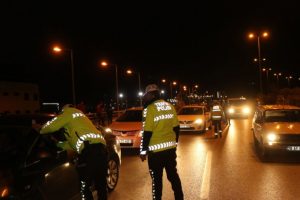 Alkoll&uuml; ara&ccedil; kullananlara 4 yılda 534 milyon TL ceza
