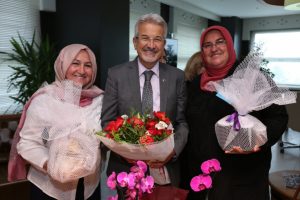 Bursa Nil&uuml;fer Belediye Başkanı Erdem: Kadın dernekleriyle gurur duyuyorum
