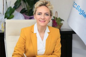 İzmir İl Sağlık M&uuml;d&uuml;r&uuml; Salnur g&ouml;revden alındı