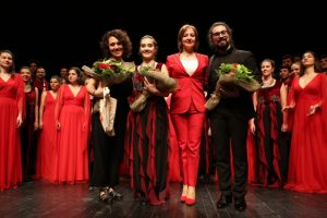 T&uuml;rkiye'yi gururlandıran korolardan Bursa'da muhteşem konser