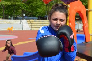 &Ccedil;ocuk parkında kick-boks şampiyonası antrenmanı