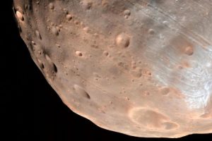 Mars'ın uydusu dolunay formunda ilk kez g&ouml;r&uuml;nt&uuml;lendi