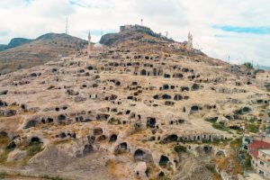 D&uuml;nyanın en b&uuml;y&uuml;k yeraltı şehri turizme kazandırılıyor