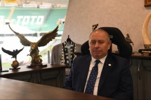 Hilmi Kulluk: T&uuml;rk futbolu eriyip bitiyor