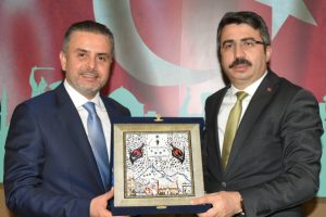 Bursa Yıldırım Belediye Başkanı Yılmaz T&Uuml;MSİAD'ı ağırladı