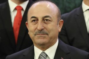 &Ccedil;avuşoğlu'ndan ABD'deki caminin kundaklanmasına tepki