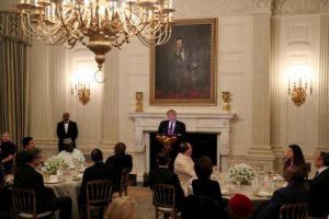 Trump Beyaz Ev'de iftar verdi