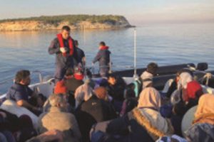 39 d&uuml;zensiz g&ouml;&ccedil;men yakalandı