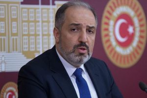 Mustafa Yeneroğlu'ndan istifa iddialarına yanıt