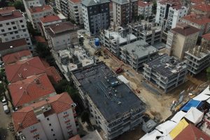 21 kişi hayatını kaybetmişti... Binalar yeniden y&uuml;kselmeye başladı!
