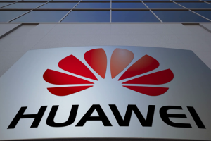 Huawei Avrupa y&ouml;neticisinden istihbarat iddialarına yanıt
