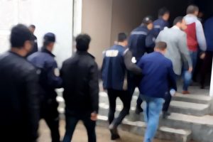 FET&Ouml;/PDY'nin TSK yapılanmasına operasyon: 12 g&ouml;zaltı