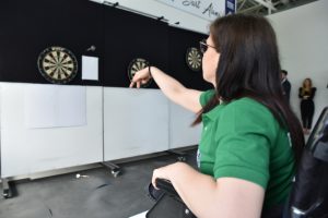 Bursa'da 'Engelsiz' dart heyecanı yaşandı