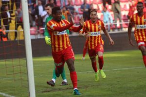 Asamoah, gollerine antrenmanda da devam etti