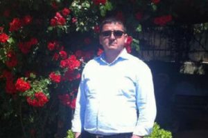 İş &ccedil;ıkışı evine d&ouml;nerken canından oldu