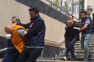 Kuyumcunun arkalarından ateş ettiği o soyguncular yakalandı